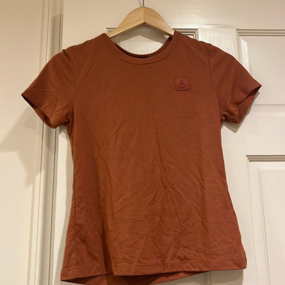 Burnt orange workout tee